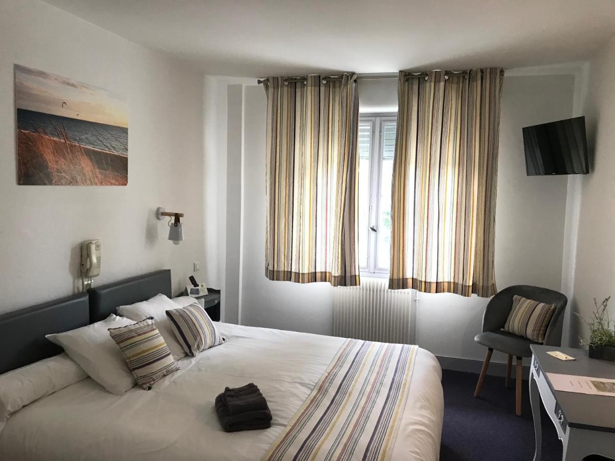 Logis Hotel Le Relais Des Plages แซ็ง-โปล-เล-ดักซ์ ภายนอก รูปภาพ